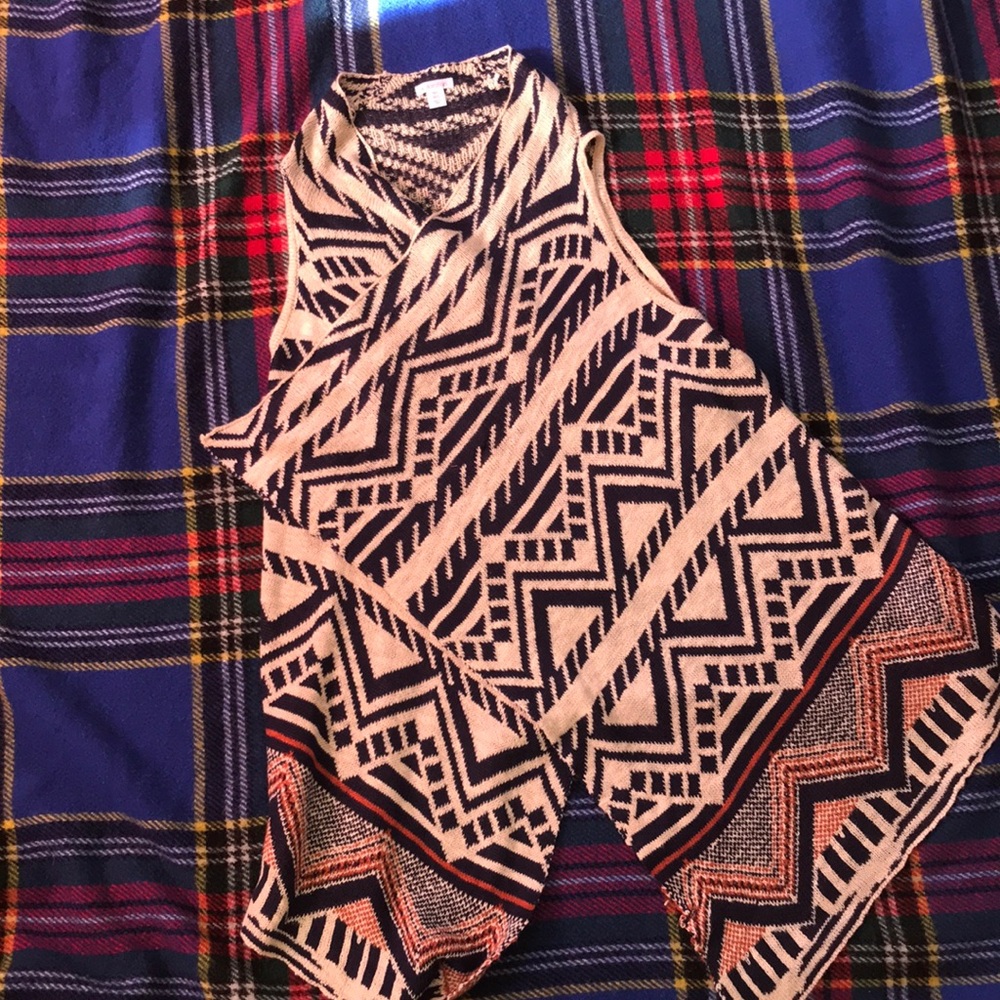 Xhilaration knit vest